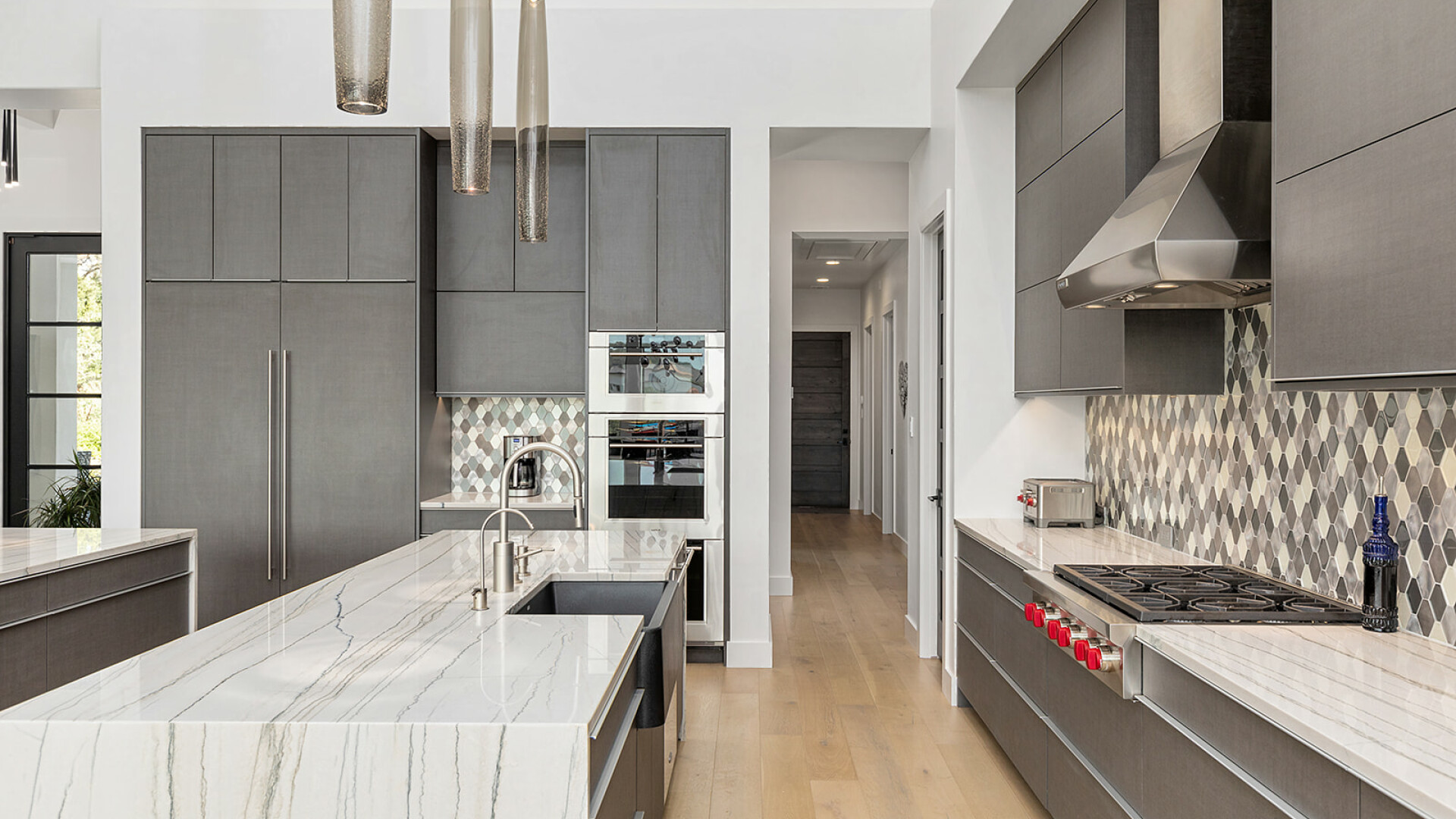Kitchen Cabinet
